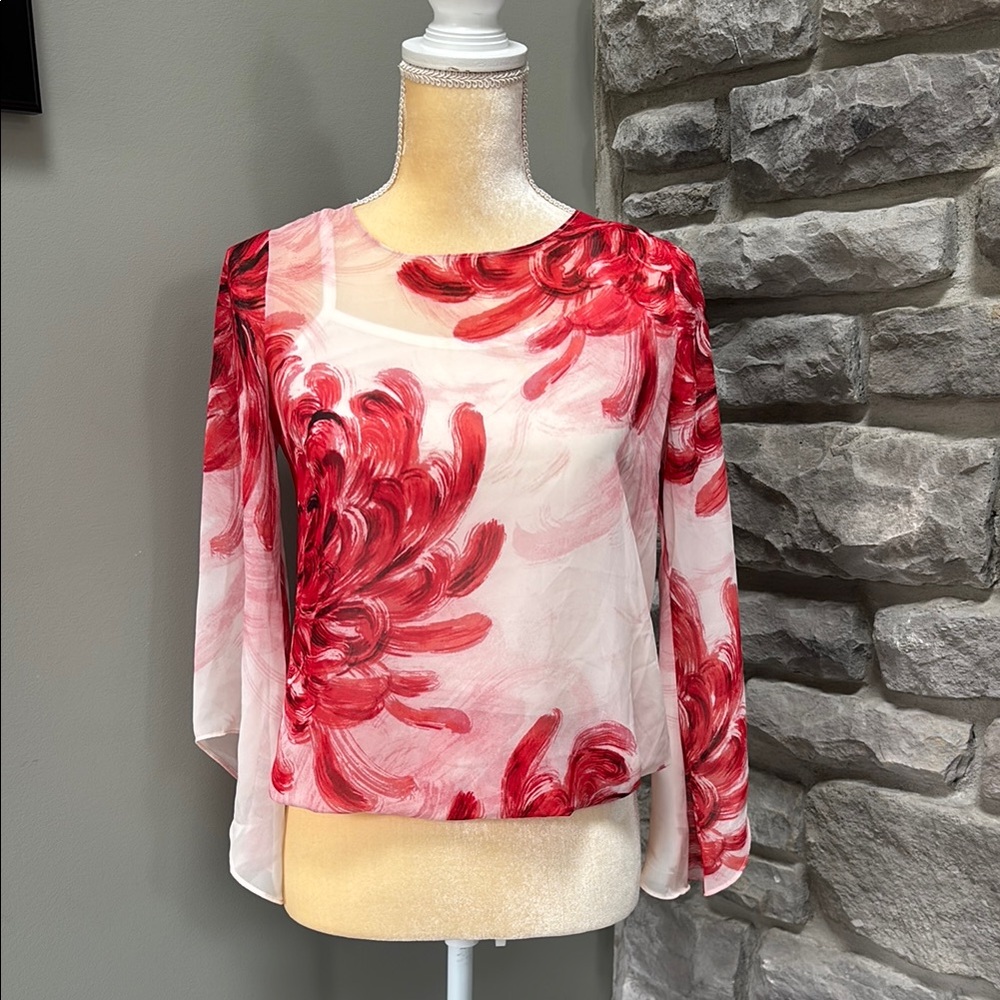 Alfani, Elegant Red/Orange/White Floral Women's Top, P/P, like new